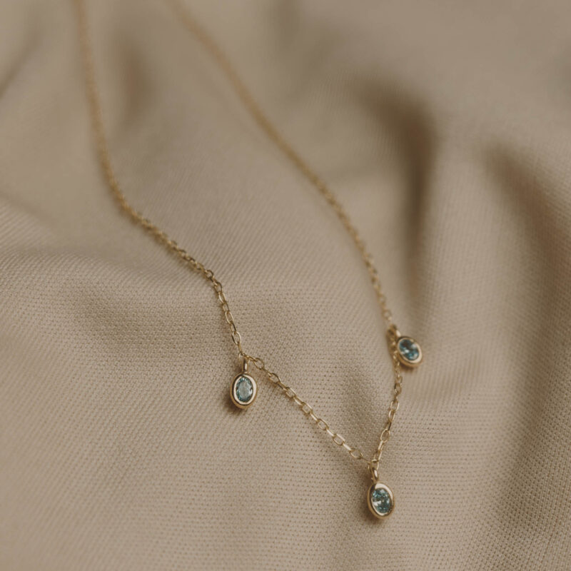CADENA 3 DIJES DIAMANTES AZULES